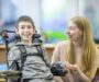 Părinții copiilor cu dizabilități vor putea lucra 8 zile pe lună de acasă sau în regim de telemuncă